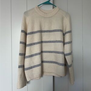 Abercrombie & Fitch Cream Knit Sweater